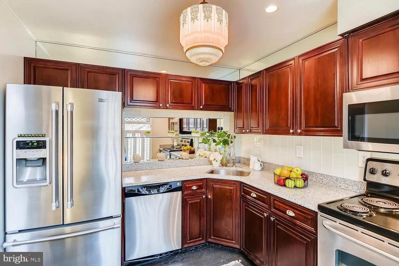 2919 Elliott St - Photo 5 of 25