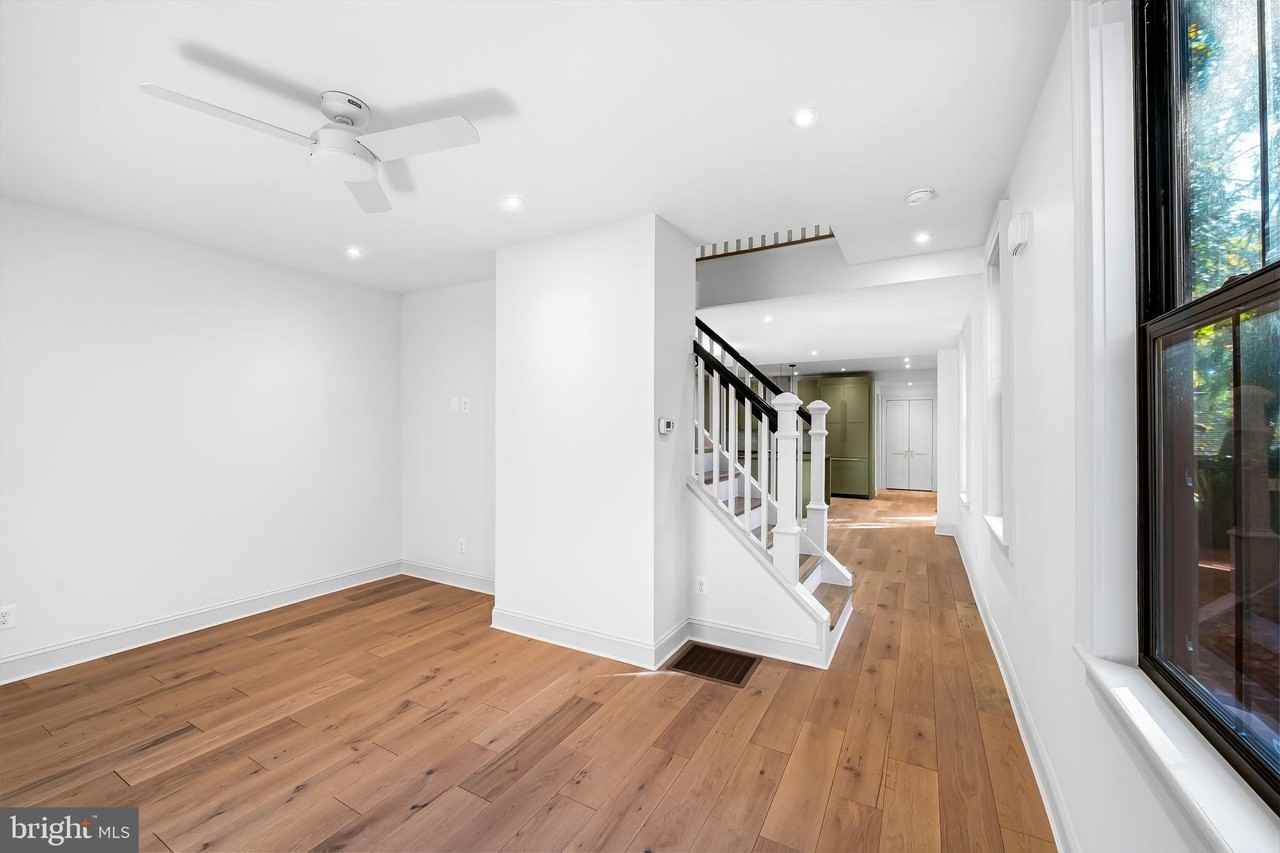 4629 Keswick Rd - Photo 6 of 49