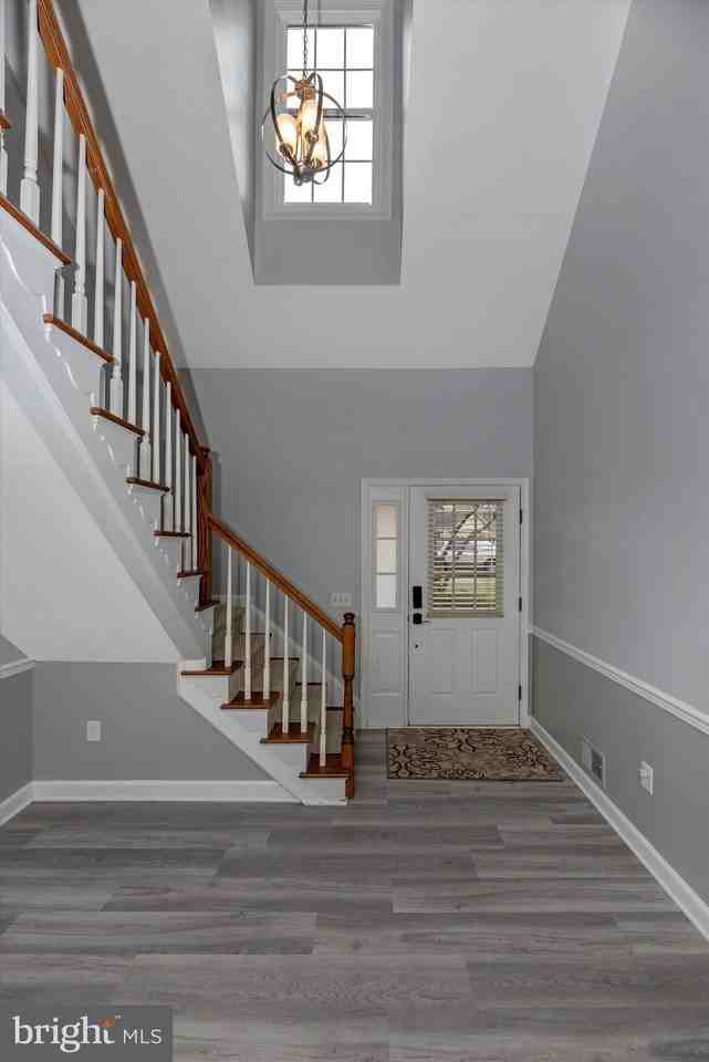 910 Mclendon Dr - Photo 4 of 50