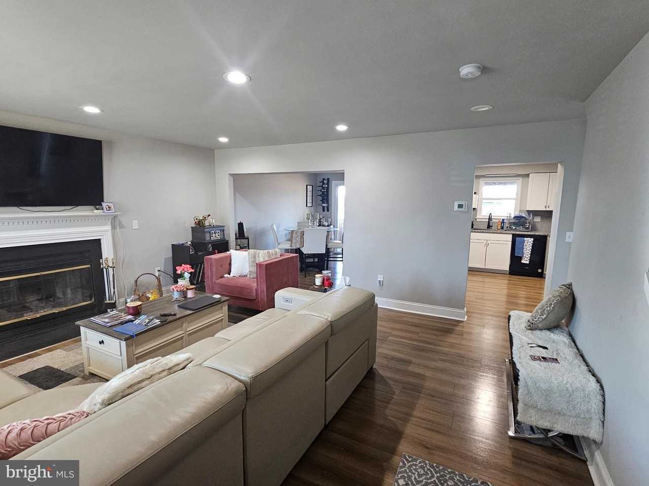 3108 Sounding Dr - Photo 4 of 37