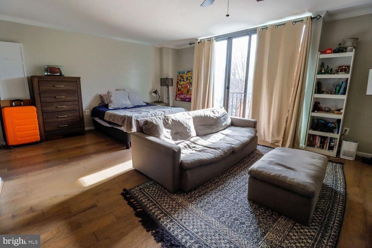 4242 E W Highway unit: 417 #417 - Photo 4 of 27