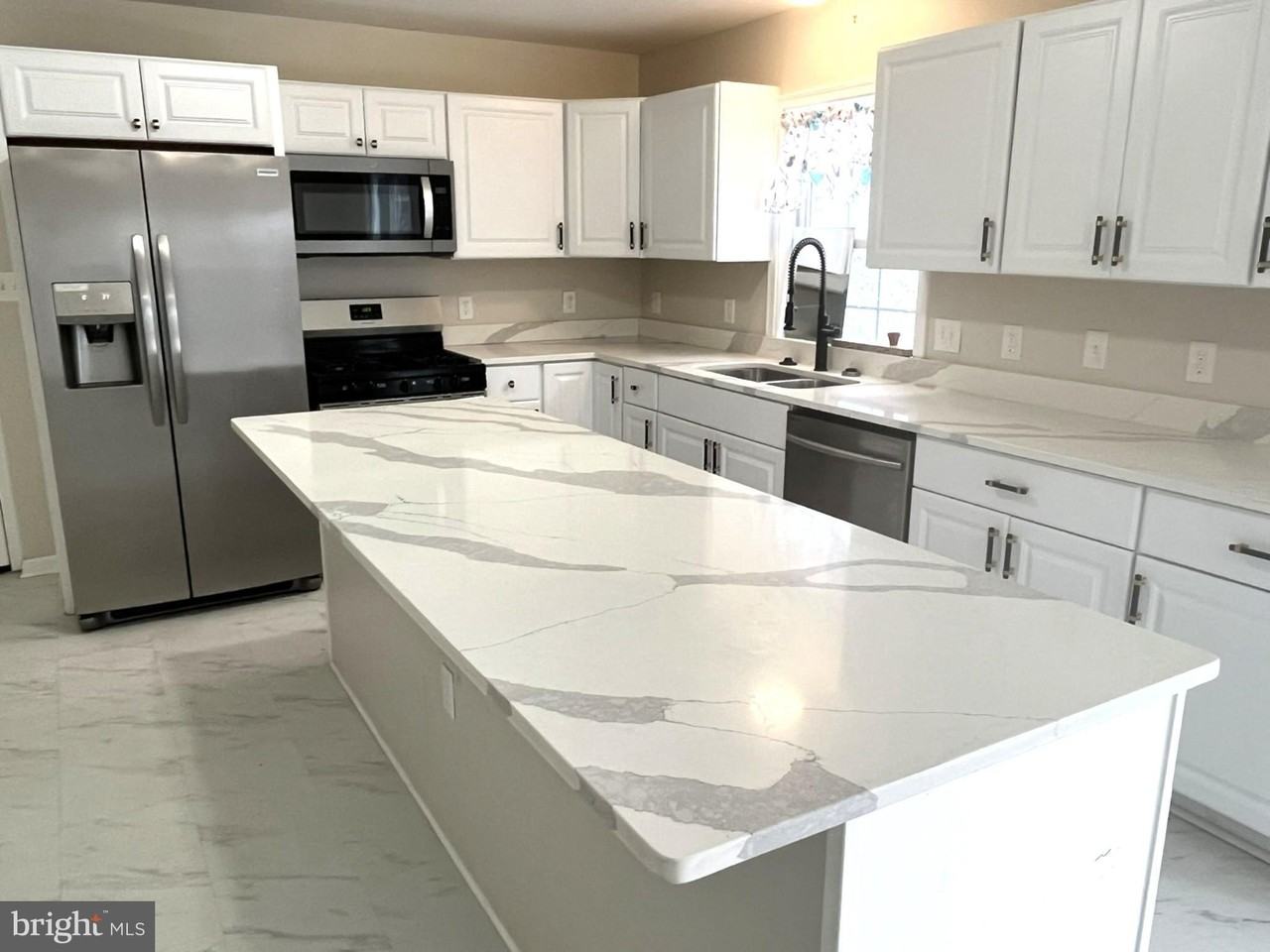 4800 Madison St - Photo 4 of 13