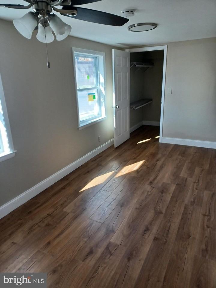 43 Durham Rd - Photo 3 of 5