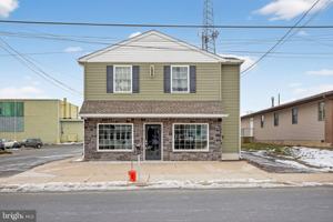 featured image of 151 Bellevue Ave Apt C #C