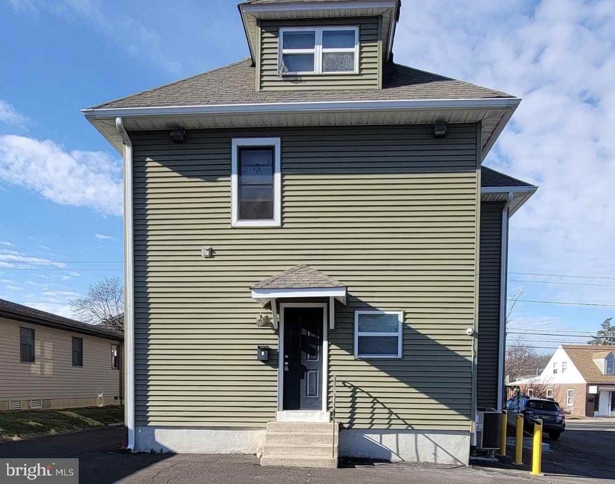 151 Bellevue Ave Apt C #C - Photo 2 of 7