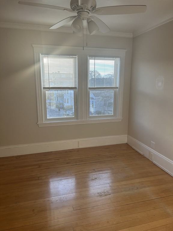 160 Washington St #4 - Photo 3 of 11