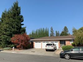 featured image of 1420 Village Ct #NA