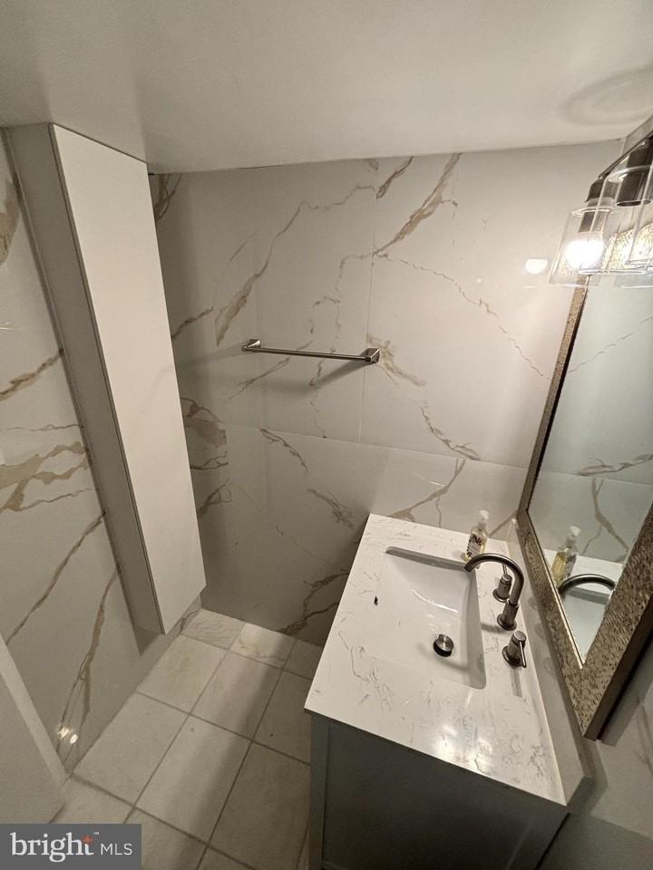 504 N 19th St - Photo 3 of 11