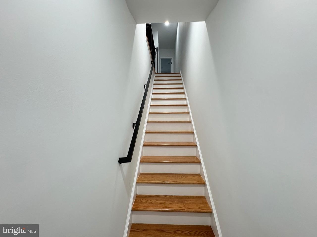 2038 Mckean St Unit 2 #2 - Photo 3 of 12