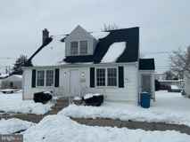 1423 Filbert St - Photo 1 of 1