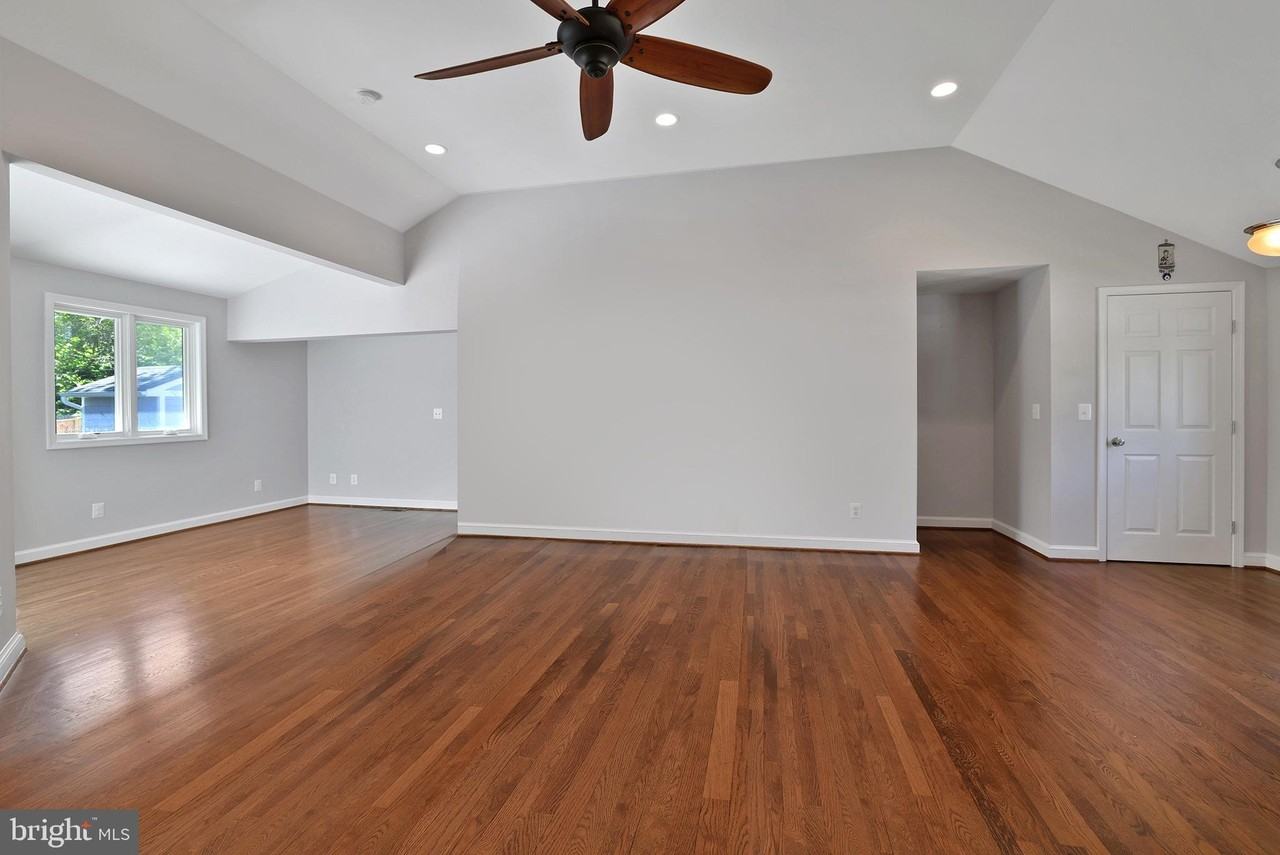 5400 Williamsburg Blvd - Photo 6 of 36