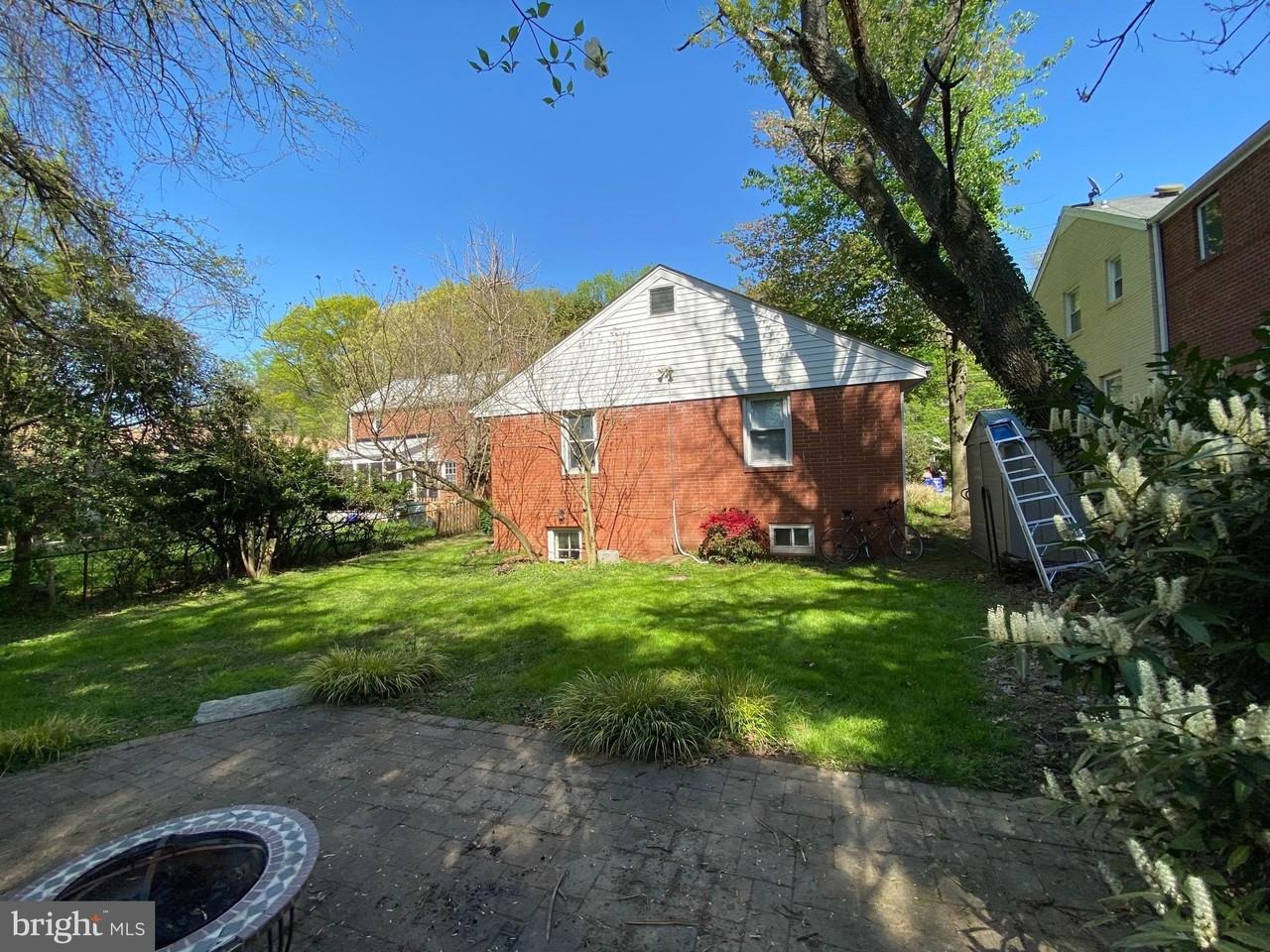 1708 N Roosevelt St - Photo 5 of 11