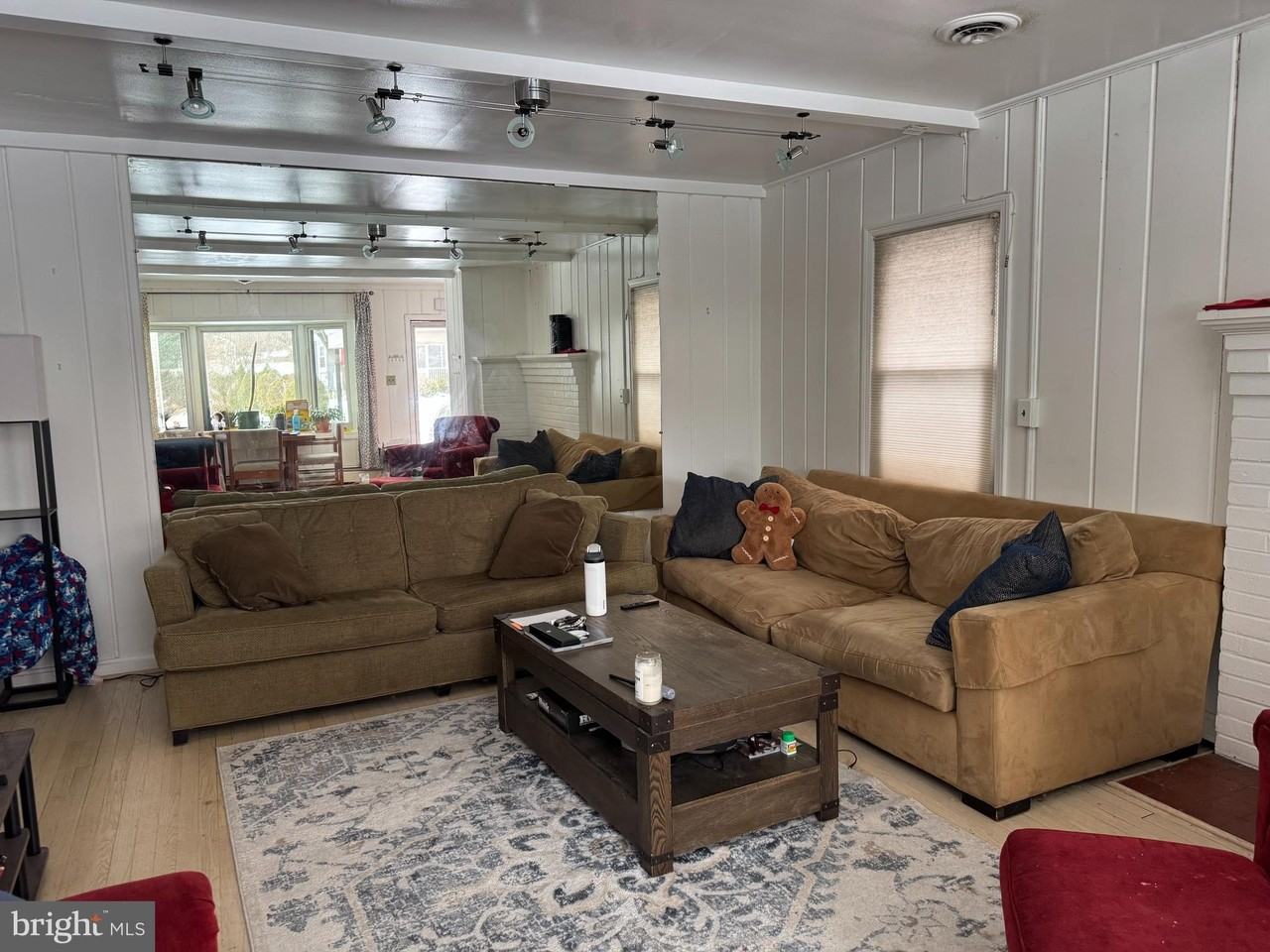 1708 N Roosevelt St - Photo 7 of 11