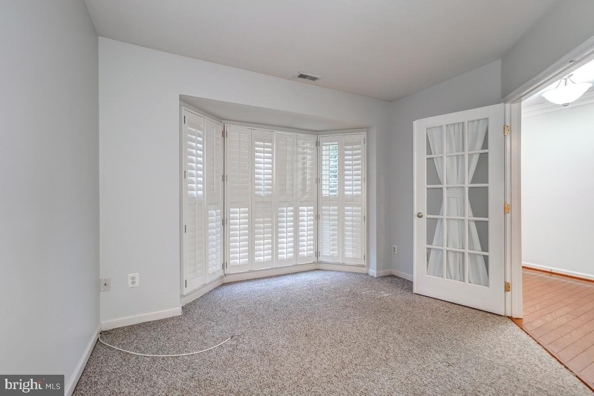 730 Catts Tavern Dr - Photo 5 of 39