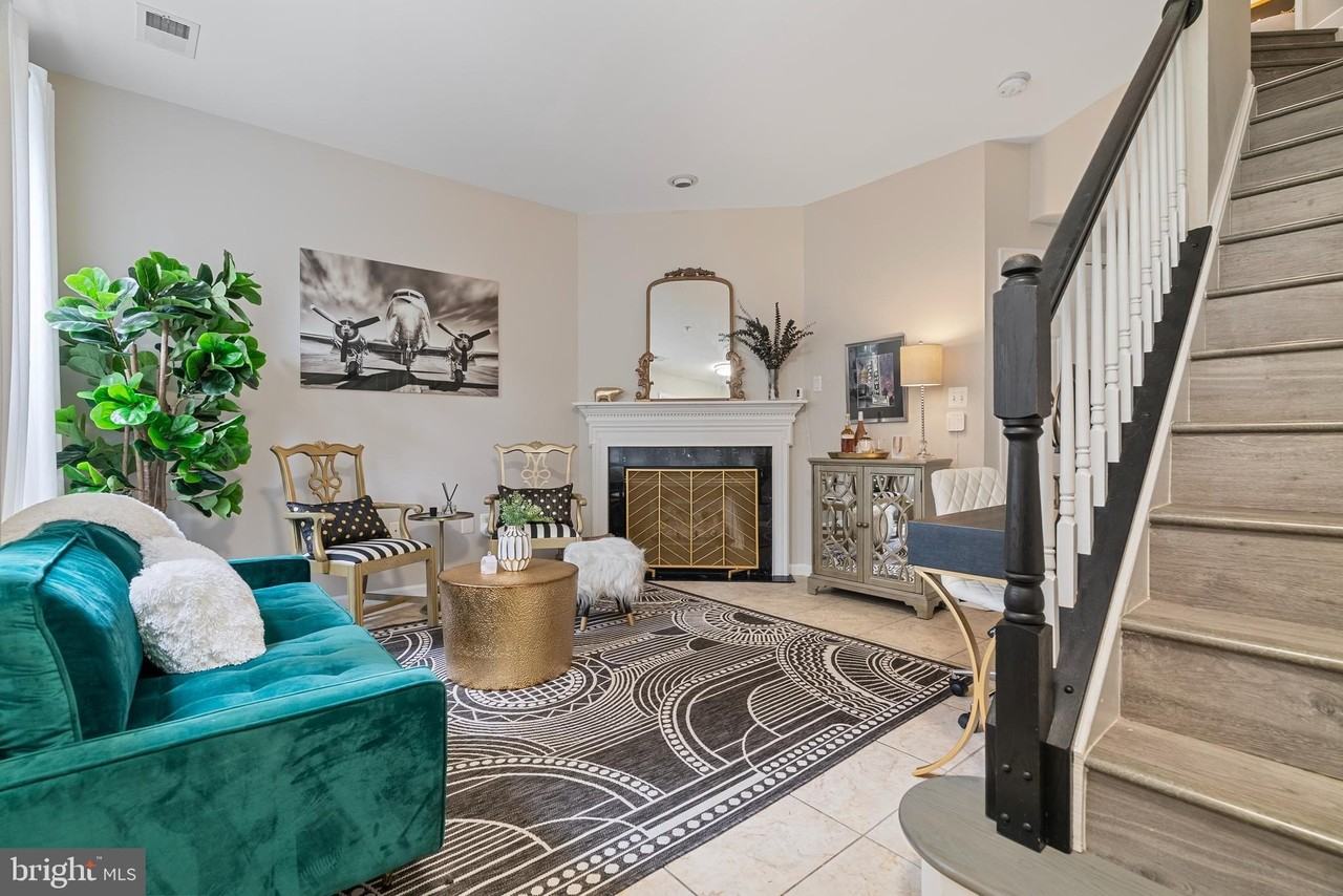 5804 Summers Grove Rd - Photo 5 of 42