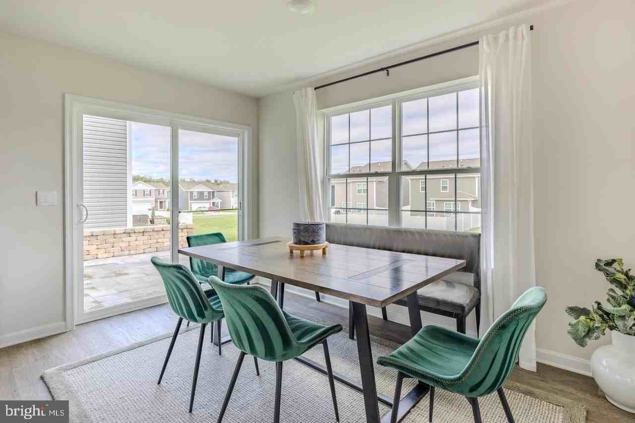 171 Schyrock Dr - Photo 2 of 34