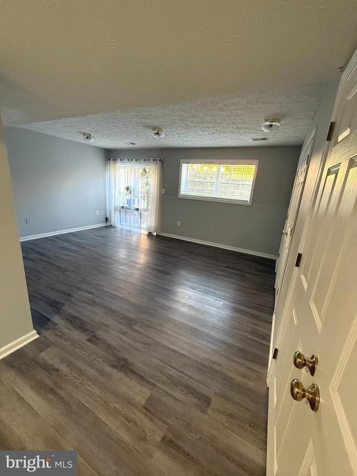 8362 Millwood Dr - Photo 4 of 26