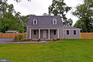 featured image of 2905 Boswell Ave