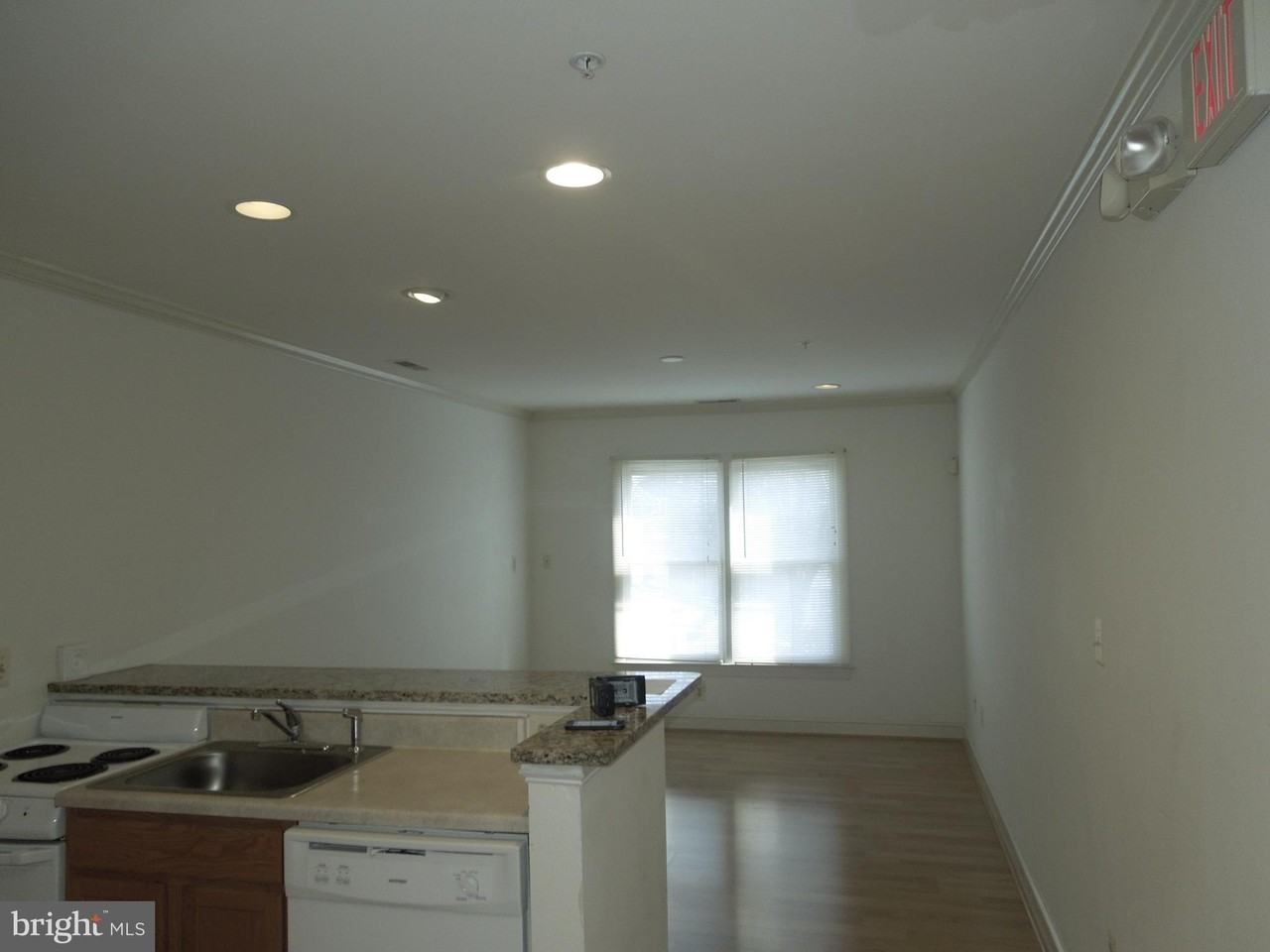 107 Royal St Sw Ste 202 #202 - Photo 2 of 5