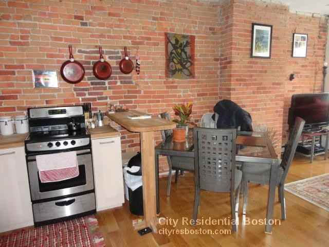 Northampton St #3 - Photo 4 of 17