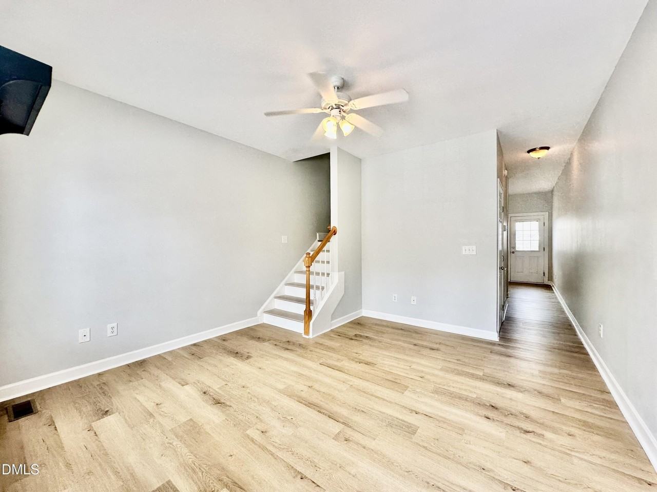 2604 Sterling Park Dr - Photo 2 of 20