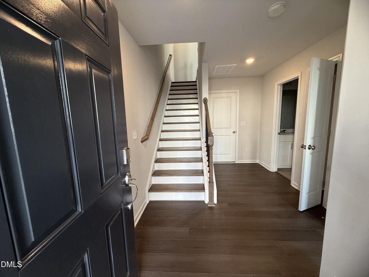 4017 Silver Oak Ln - Photo 2 of 21