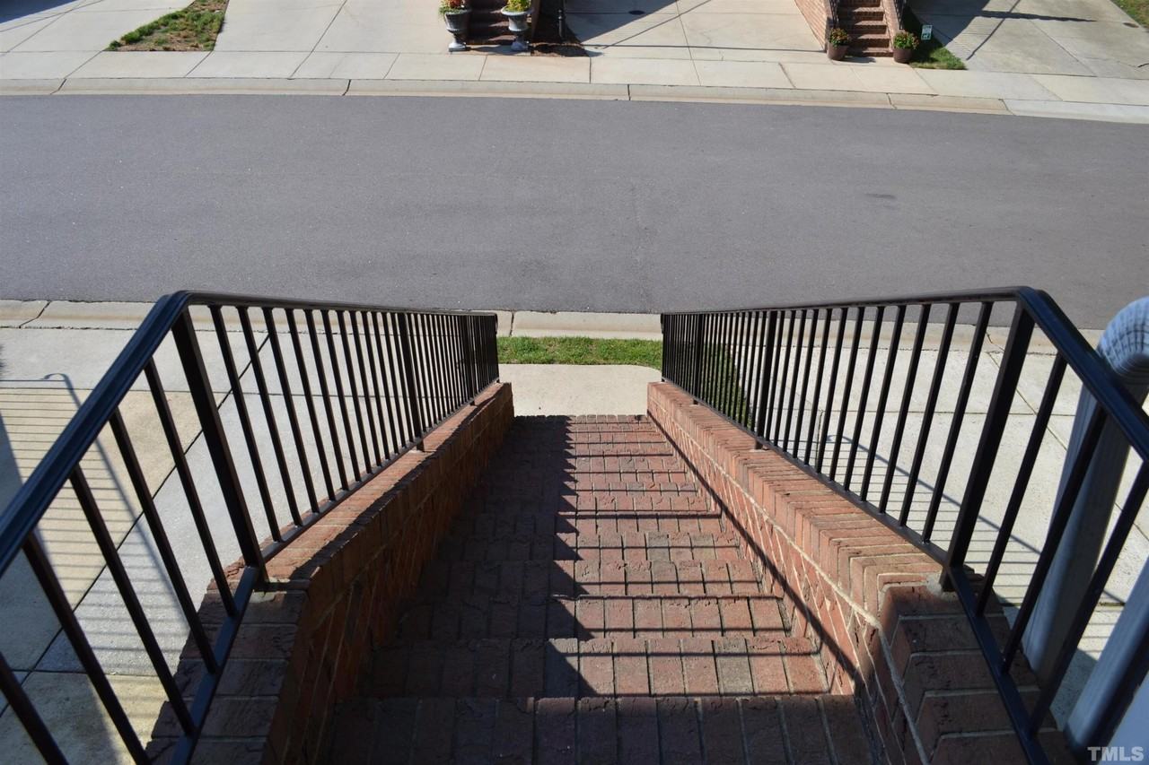 3122 Kentish Town Ln - Photo 2 of 36