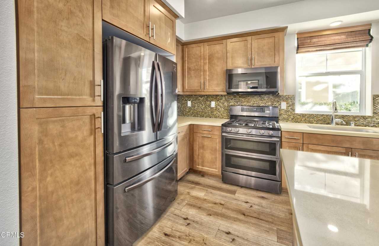 505 Winchester Dr - Photo 6 of 21