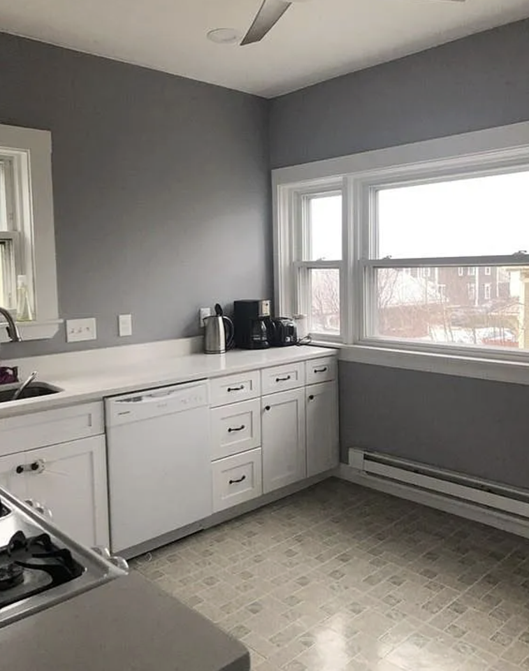 9 Bellevue Ave #2 - Photo 4 of 8