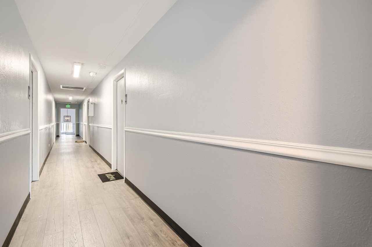 1400 W Mississippi Ave - Photo 4 of 22