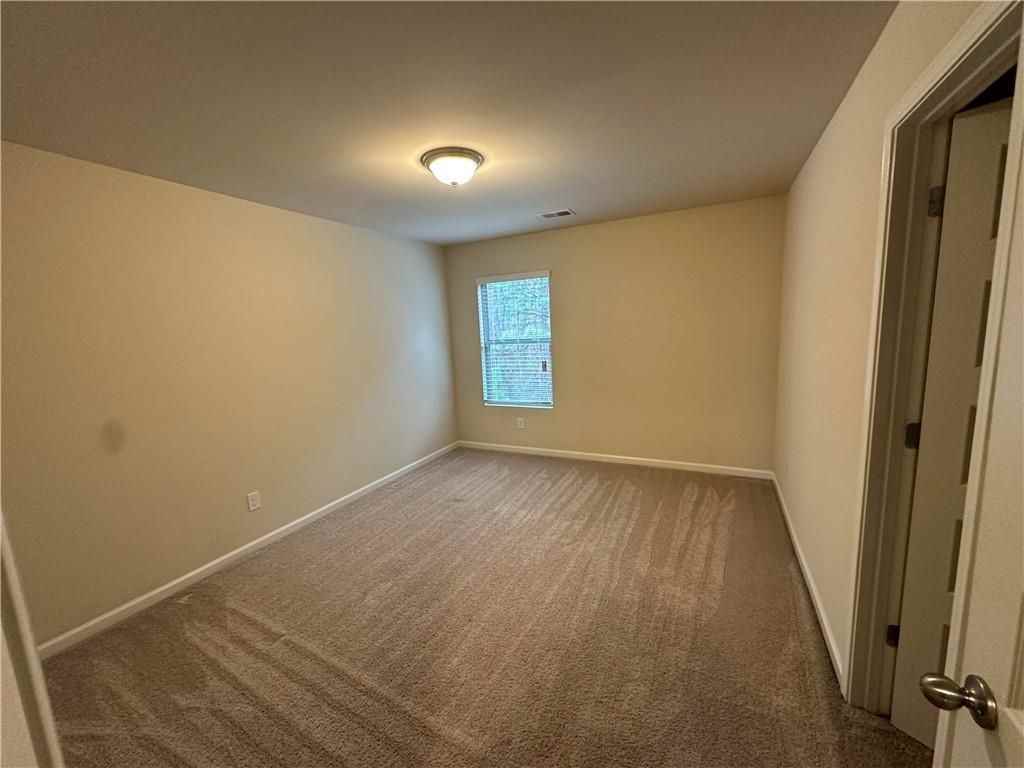 376 Pernell Dr - Photo 3 of 14