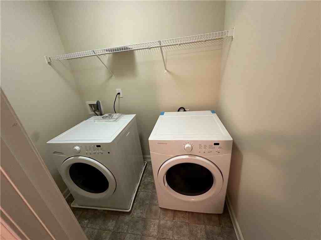 376 Pernell Dr - Photo 7 of 14