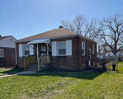 featured image of 2162 Vermont St