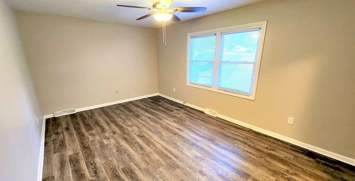 401 Bethel Dr - Photo 6 of 11