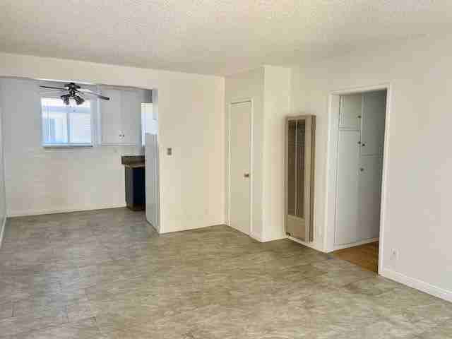 5105 Woodman Ave - Photo 2 of 5