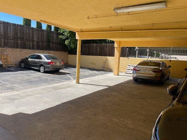 5105 Woodman Ave - Photo 3 of 5