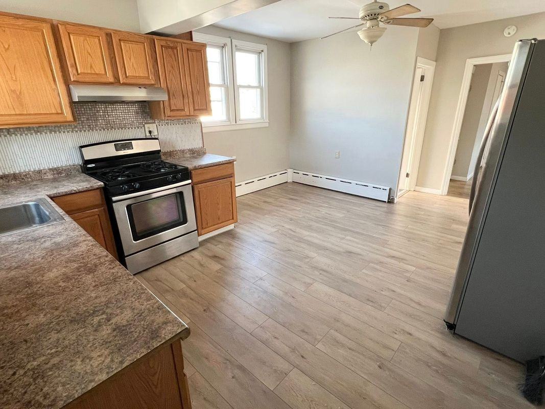 738 S 7th St ##1 - Photo 7 of 17