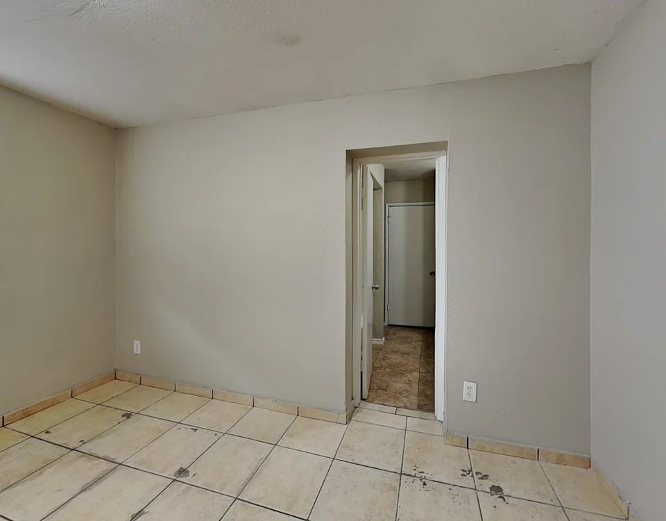 2314 W Sierra St #NA - Photo 6 of 15