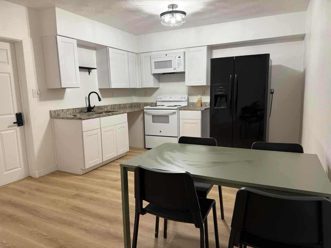 129 Alachua Dr - Photo 7 of 10