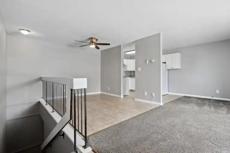 12003 139 Ave Nw - Photo 3 of 22