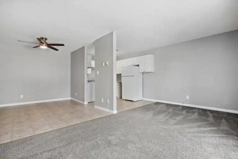 12003 139 Ave Nw - Photo 5 of 22