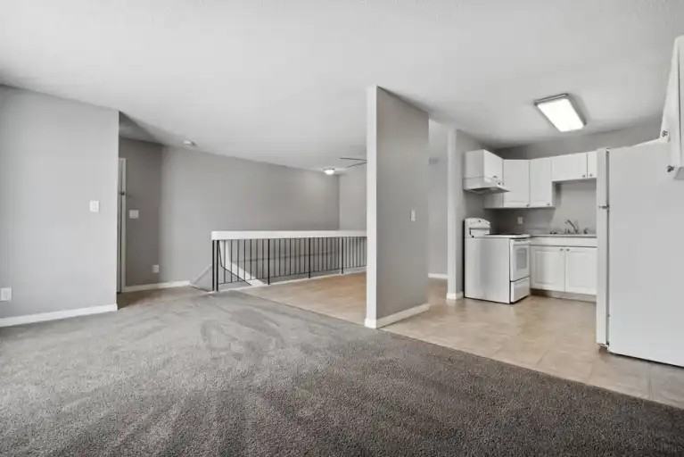 12003 139 Ave Nw - Photo 6 of 22