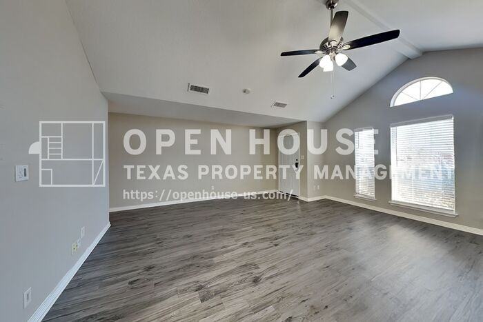 6014 Twin Maple Dr - Photo 5 of 21