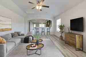 featured image of 123 E Latimer St