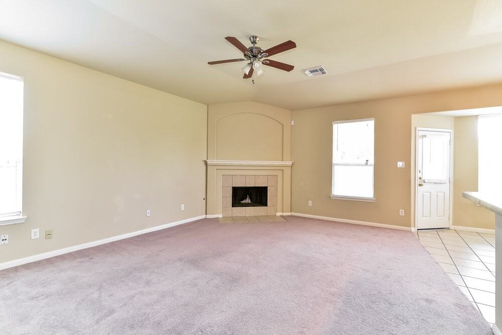 5915 Ranch Riata Ct - Photo 4 of 16