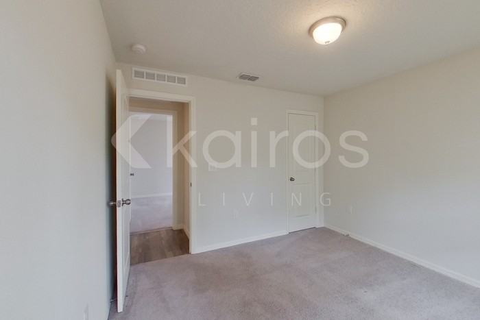 80 Pheasant Dr - Photo 4 of 22