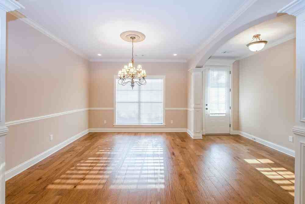 65 Ridgefield Dr - Photo 4 of 17