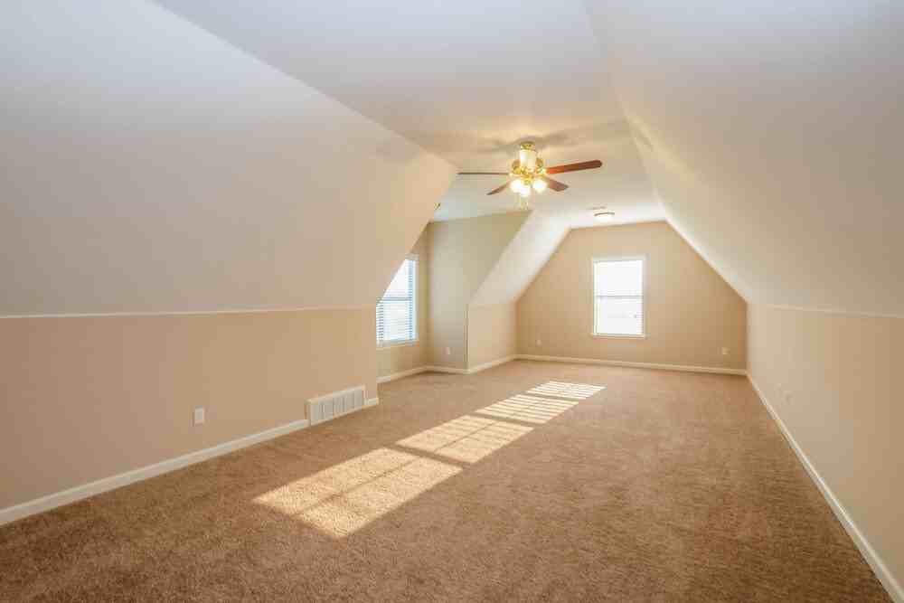 65 Ridgefield Dr - Photo 7 of 17