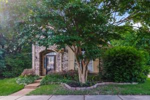 featured image of 1341 Broadstone Ln