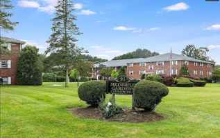 featured image of 89 Pleasant Street #B8